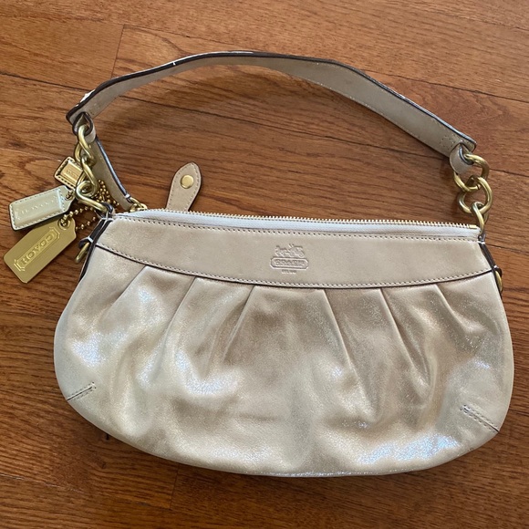 Coach Metallic Silver Lambskin Leather Hobo. - Picture 2 of 5